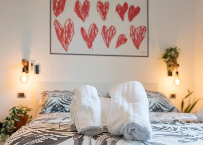 Bbromagnamia 2 Camere, 5 Ospiti, Parcheggio Gratis, Vicino A Universita, Ospedali, Centro, Stazione, Aeroporto, Romagna Lägenhet Forlì