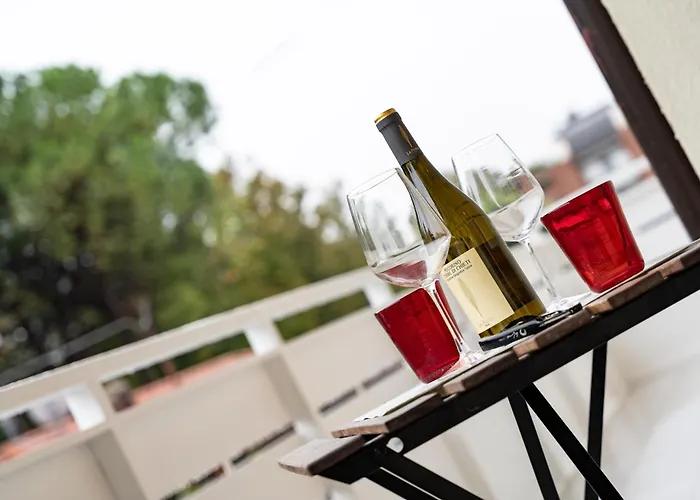 Bbromagnamia 2 Camere, 5 Ospiti, Parcheggio Gratis, Vicino A Universita, Ospedali, Centro, Stazione, Aeroporto, Romagna Lägenhet *