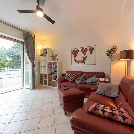 Διαμέρισμα Bbromagnamia 2 Camere, 5 Ospiti, Parcheggio Gratis, Vicino A Universita, Ospedali, Centro, Stazione, Aeroporto, Romagna *