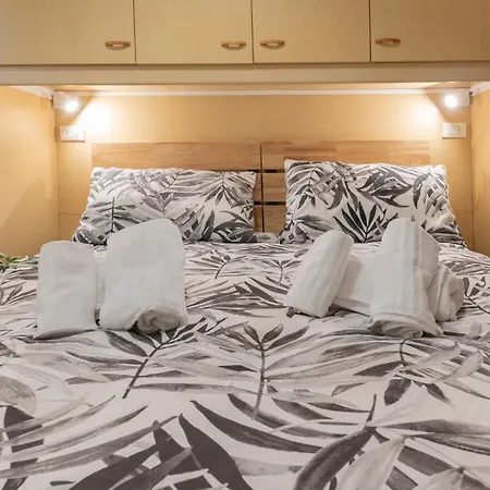 Bbromagnamia 2 Camere, 5 Ospiti, Climatizzatore, Parcheggio Gratis, Vicino A Universita, Ospedali, Centro, Stazione, Aeroporto * Forlì