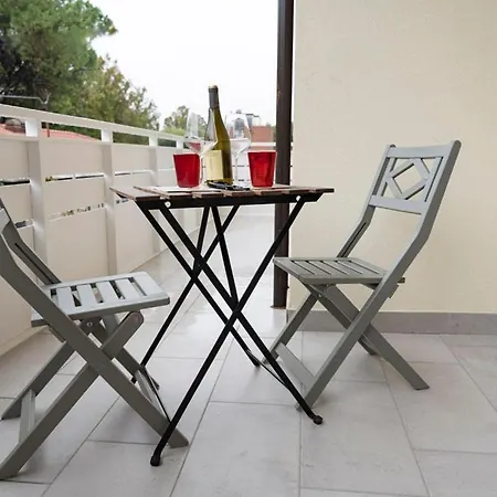 Apartament Bbromagnamia 2 Camere, 5 Ospiti, Climatizzatore, Parcheggio Gratis, Vicino A Universita, Ospedali, Centro, Stazione, Aeroporto Forlì