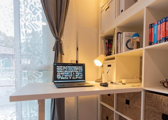 Bbromagnamia 2 Camere, 5 Ospiti, Parcheggio Gratis, Vicino A Universita, Ospedali, Centro, Stazione, Aeroporto, Romagna *