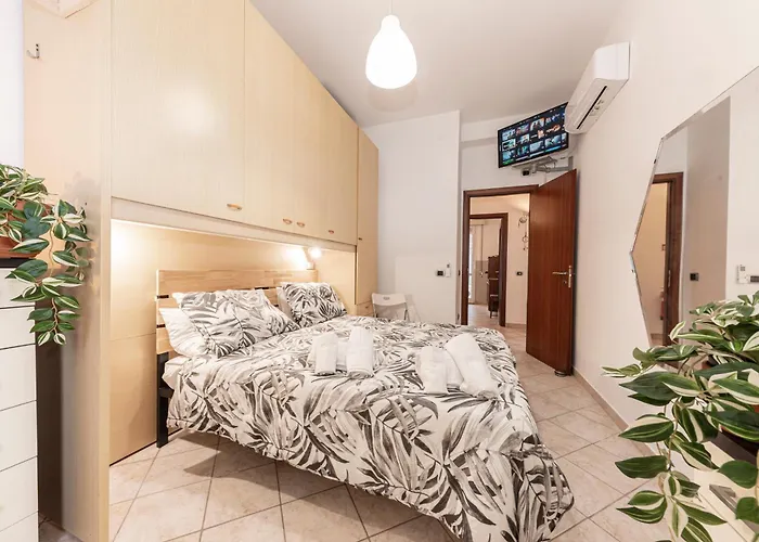 Bbromagnamia 2 Camere, 5 Ospiti, Parcheggio Gratis, Vicino A Universita, Ospedali, Centro, Stazione, Aeroporto, Romagna Apartamento Forlì